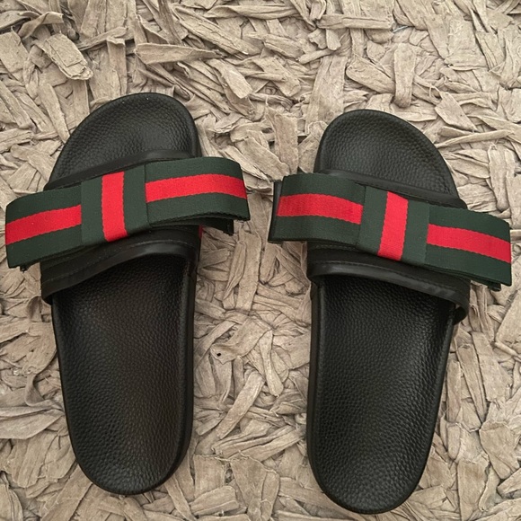 Gucci Shoes - Authentic Gucci bow sandals